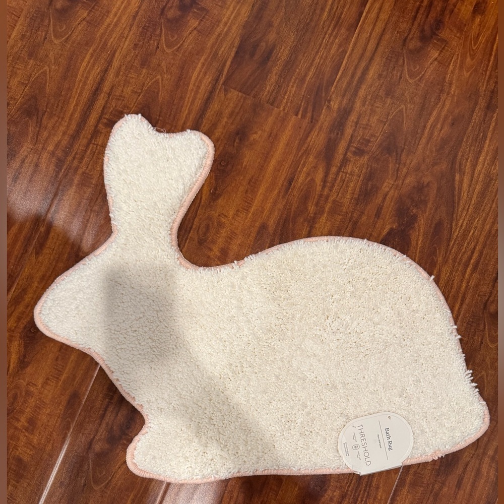 NEW Threshold Bunny Bath Mat Rug